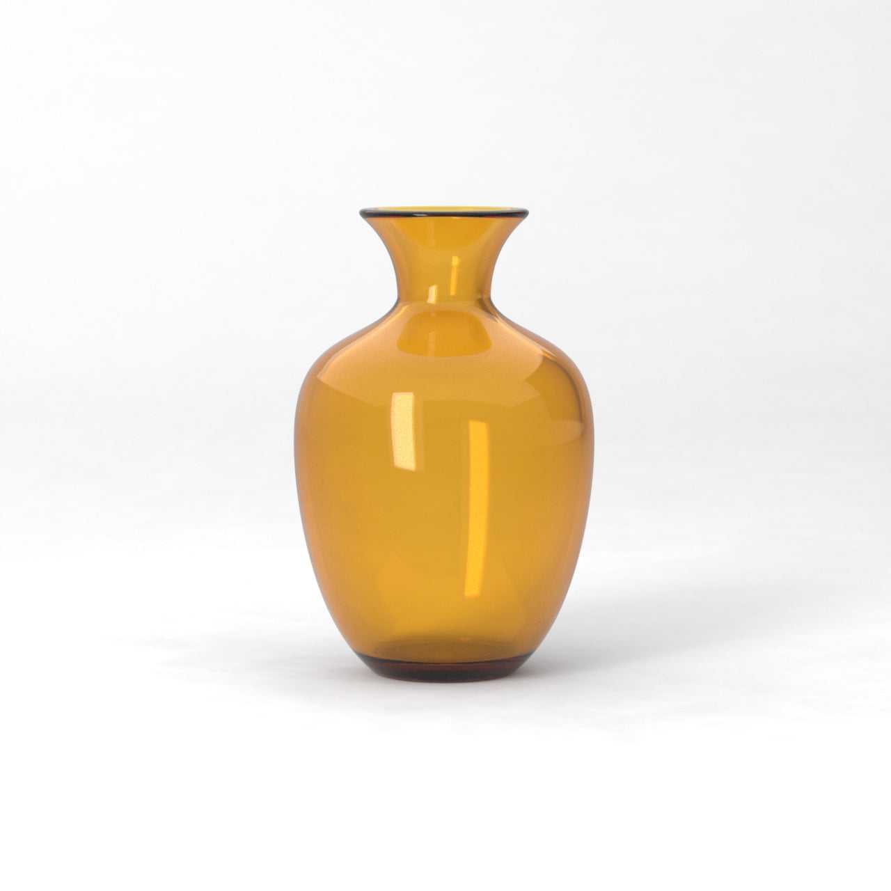 Vase B670